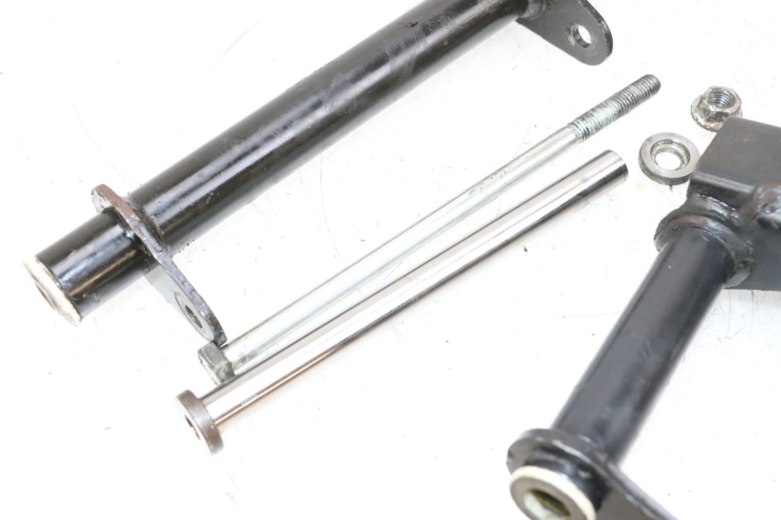 photo de SOPORTE MOTOR PIAGGIO VESPA GTS SUPER IE 125 (2009 - 2016) - Foto de producto adicional