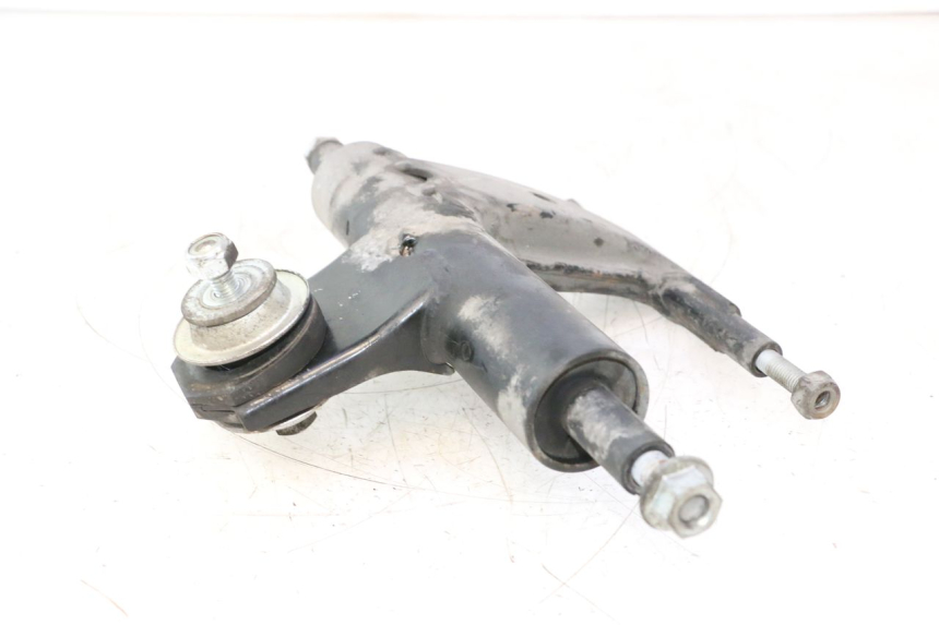 photo de SOPORTE DEL MOTOR PIAGGIO VESPA PRIMAVERA 2T 50 (2013 - 2018) - Primer plano técnico