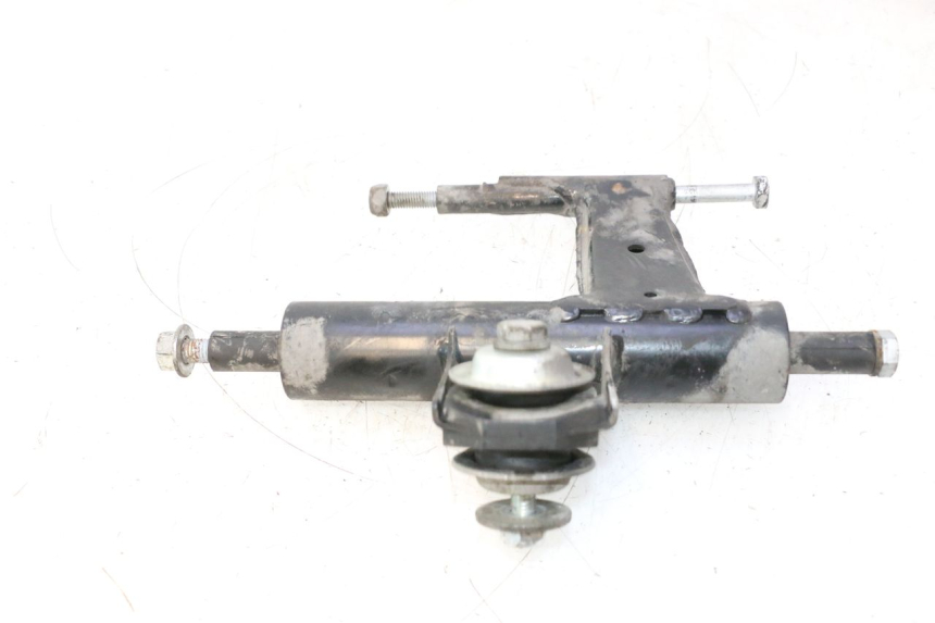 photo de SOPORTE DEL MOTOR PIAGGIO VESPA PRIMAVERA 2T 50 (2013 - 2018) - Detalles de los puntos de fijación