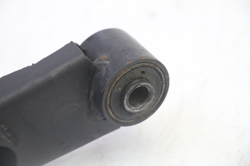 photo de SOPORTE MOTOR PEUGEOT VIVACITY NEW 4T 50 (2008 - 2017) - Otra perspectiva