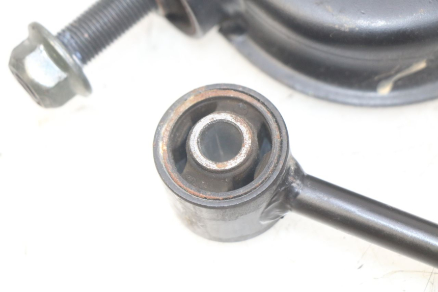 photo de SOPORTE DEL MOTOR YAMAHA X-CITY XCITY 125 (2007 - 2013) - Estado de la superficie y material