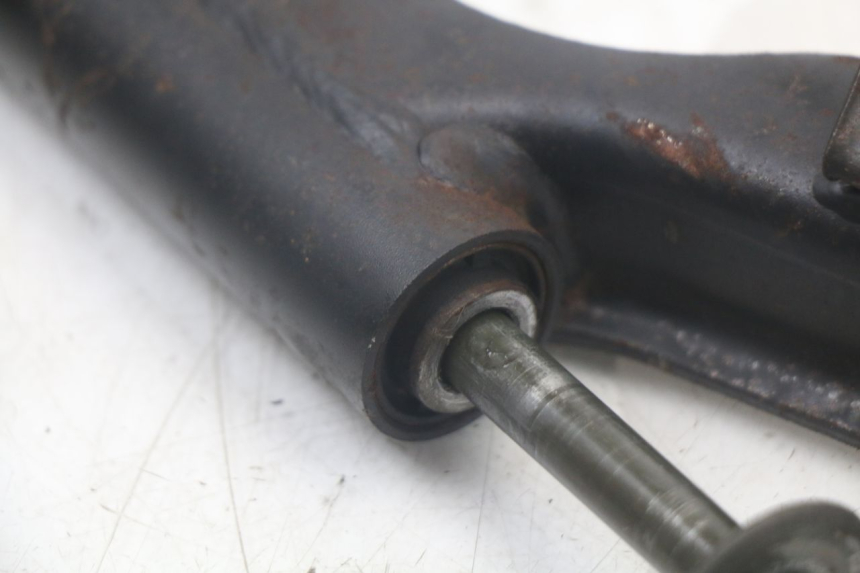 photo de SOPORTE DEL MOTOR YAMAHA XMAX X-MAX 125 (2006 - 2009) - Zoom estado de uso