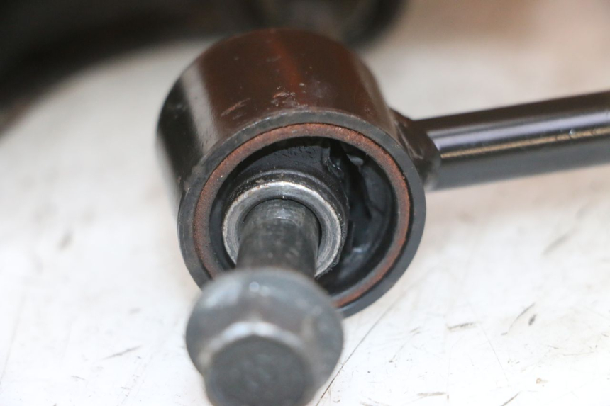 photo de SOPORTE DEL MOTOR YAMAHA X-MAX XMAX 125 (2010 - 2013) - Zoom estado de uso