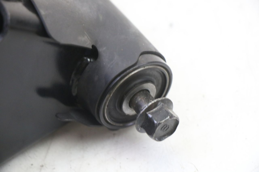 photo de SOPORTE MOTOR YAMAHA XMAX X-MAX 125 (2021 - 2025) - Estado de la superficie y material