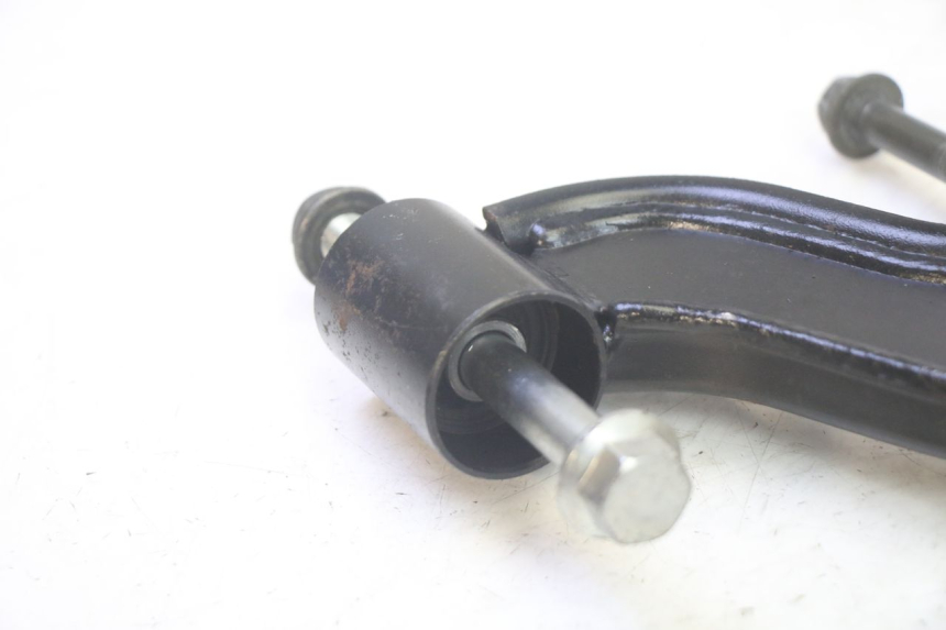 photo de SOPORTE DEL MOTOR YAMAHA XMAX X-MAX 125 (2006 - 2009) - Otra vista del artículo