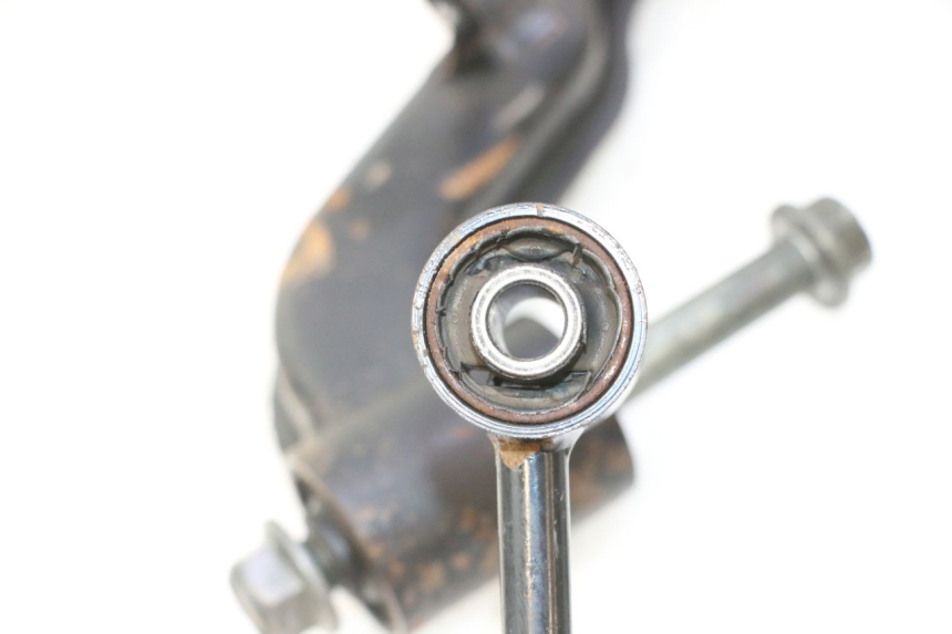 photo de SOPORTE DEL MOTOR YAMAHA XMAX X-MAX 125 (2006 - 2009) - Estado de la superficie y material