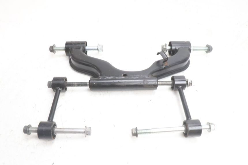 photo de SOPORTE DEL MOTOR YAMAHA X-MAX XMAX 125 (2010 - 2013) - Vista principal