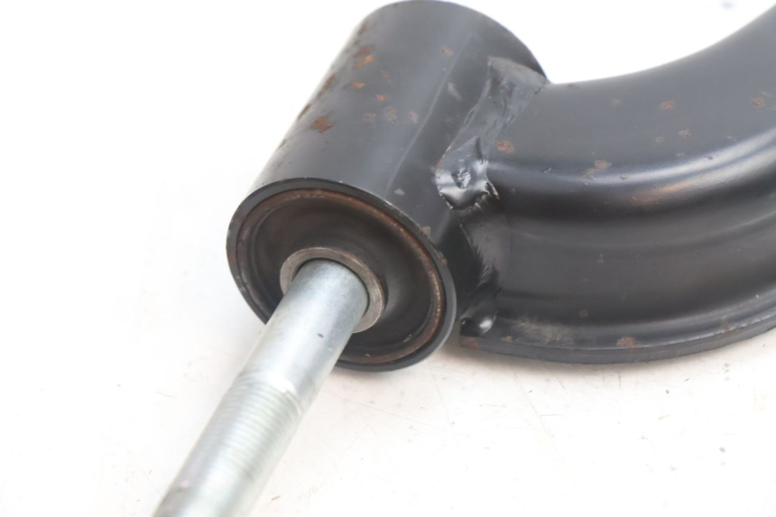 photo de SOPORTE DEL MOTOR YAMAHA X-MAX XMAX 125 (2010 - 2013) - Zoom sobre los componentes