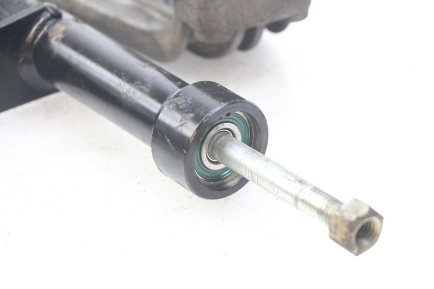 photo de SOPORTE DEL MOTOR PIAGGIO X9 EVOLUTION 500 (2003 - 2005) - Otra perspectiva