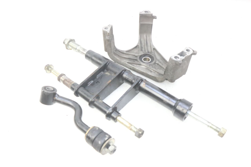 photo de SOPORTE DEL MOTOR PIAGGIO X9 EVOLUTION 500 (2003 - 2005) - Detalles de los puntos de fijación