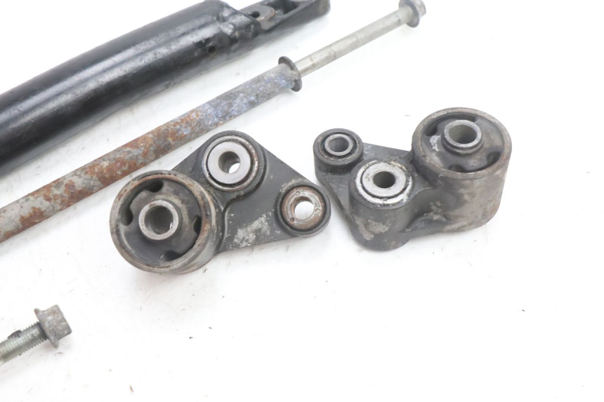 photo de SOPORTE MOTOR YAMAHA XJR 1300 (1998 - 2002) - Primer plano técnico