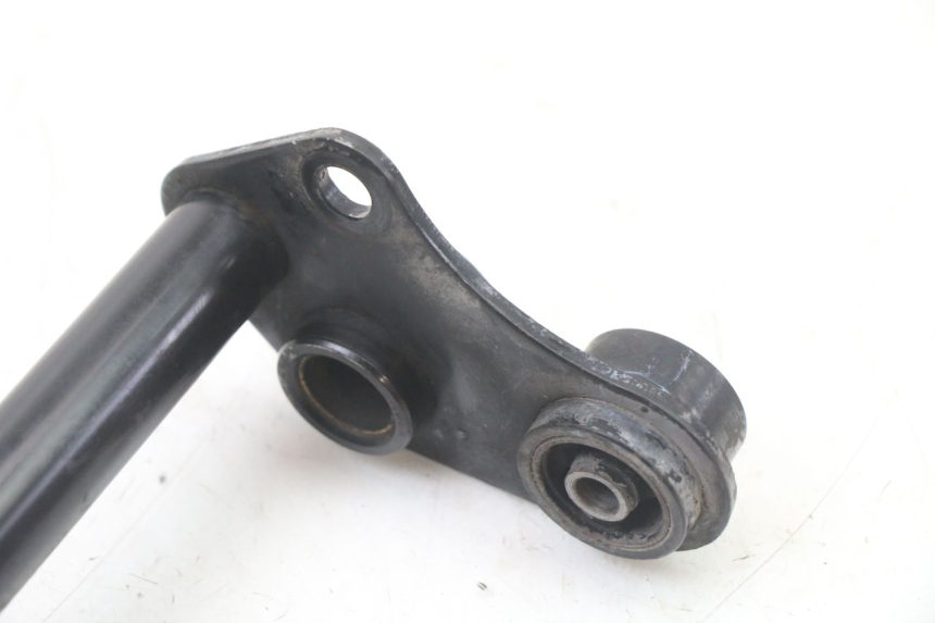 photo de SOPORTE DEL MOTOR YAMAHA FZS FAZER 600 (2001 - 2003) - Detalles de los puntos de fijación