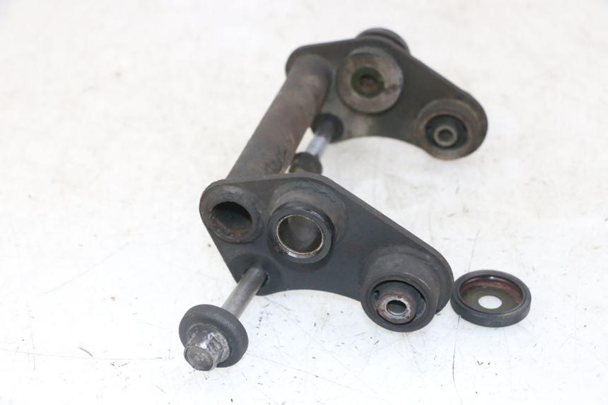 photo de SOPORTE DEL MOTOR YAMAHA FZS FAZER 600 (2001 - 2003) - Detalle de la pieza