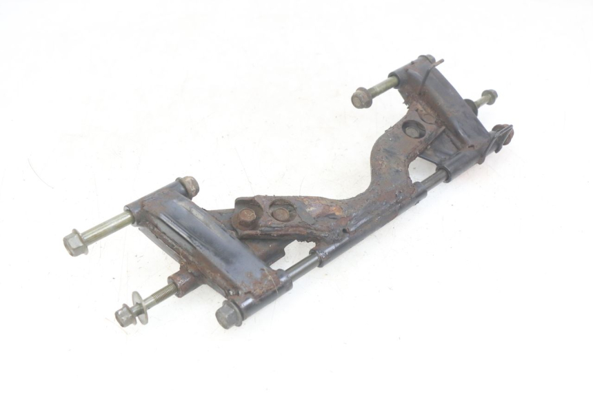 photo de SOPORTE DEL MOTOR YAMAHA YP MAJESTY 400 (2004 - 2008) - Detalle de la pieza