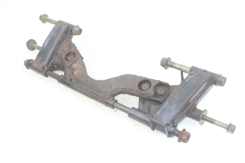 photo de SOPORTE DEL MOTOR YAMAHA YP MAJESTY 400 (2004 - 2008) - Primer plano técnico