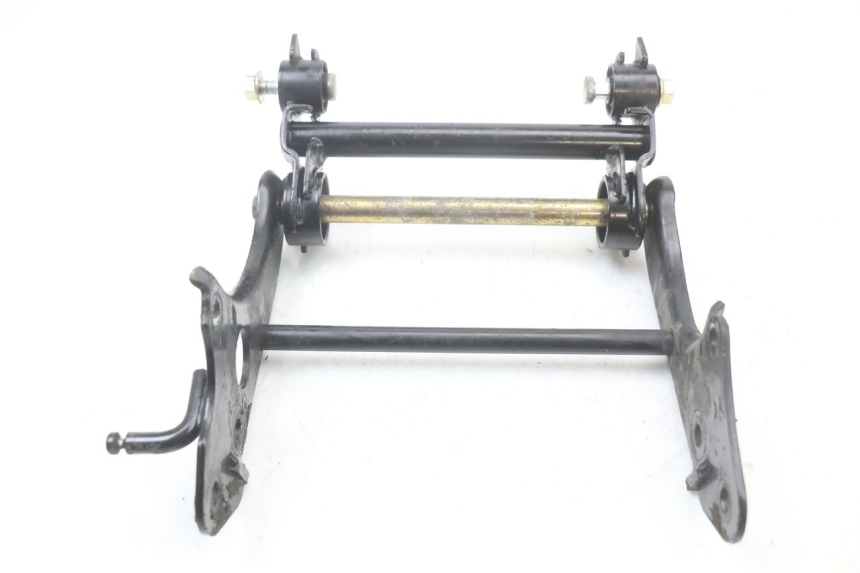 photo de SOPORTE DEL MOTOR YAMAHA YP MAJESTY 125 (2002 - 2006) - Primer plano técnico