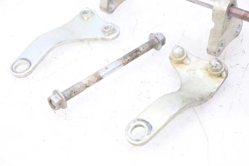 photo de SOPORTE MOTOR YAMAHA YZF YZ-F 450 (2014 - 2016) - Otra perspectiva