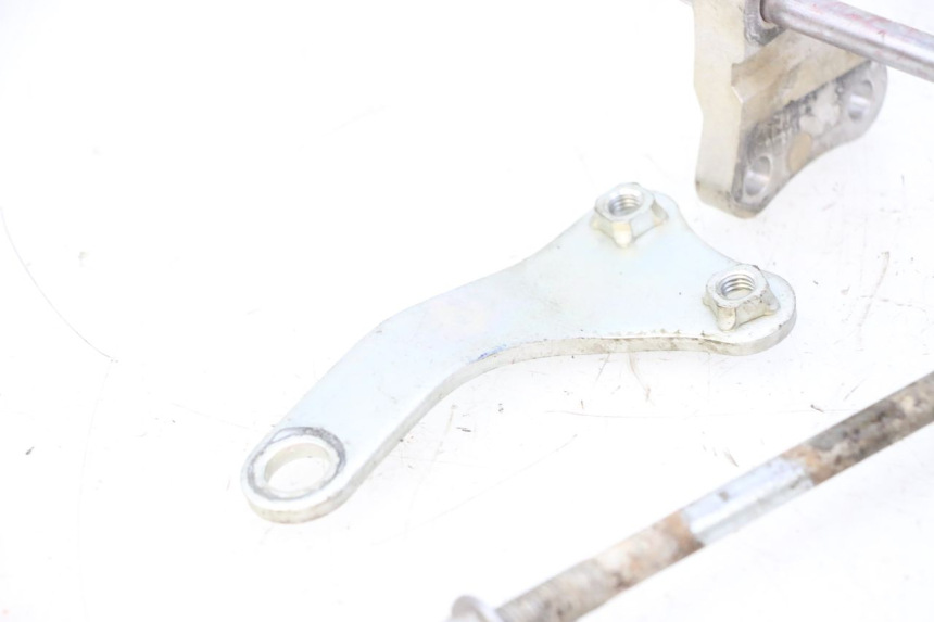 photo de SOPORTE MOTOR YAMAHA YZF YZ-F 450 (2014 - 2016) - Primer plano técnico