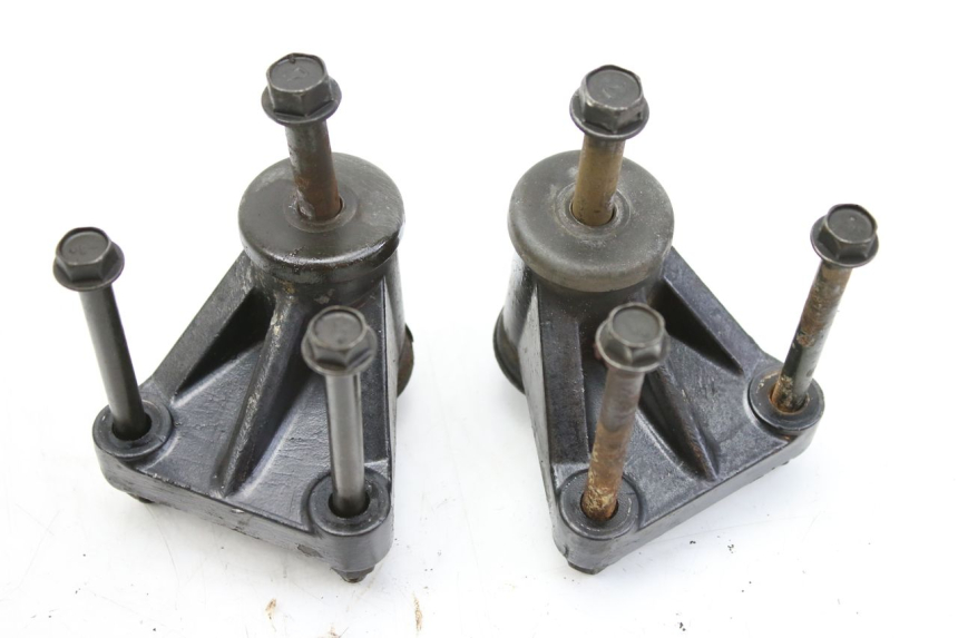 photo de SOPORTE DEL MOTOR KAWASAKI ZEPHYR 1100 ( - 1995) - Vista principal