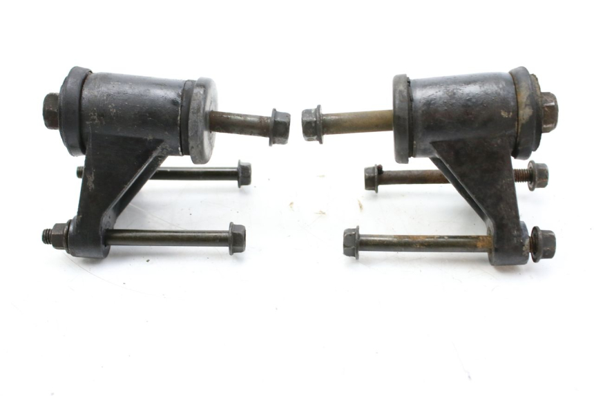 photo de SOPORTE DEL MOTOR KAWASAKI ZEPHYR 1100 ( - 1995) - Zoom estado de uso