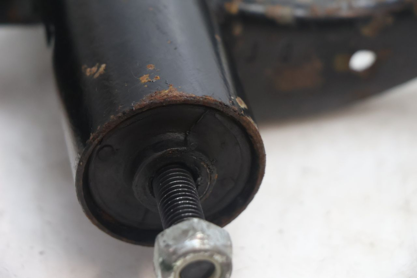 photo de SOPORTE DEL MOTOR PIAGGIO ZIP 2T 50 (2009 - 2019) - Primer plano técnico