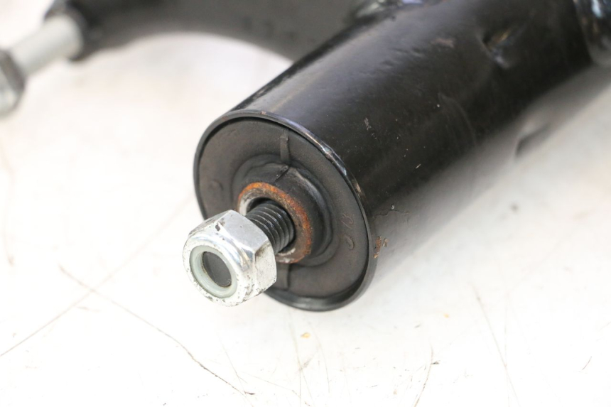 photo de SOPORTE DEL MOTOR PIAGGIO ZIP 2T 50 (2009 - 2019) - Otra perspectiva