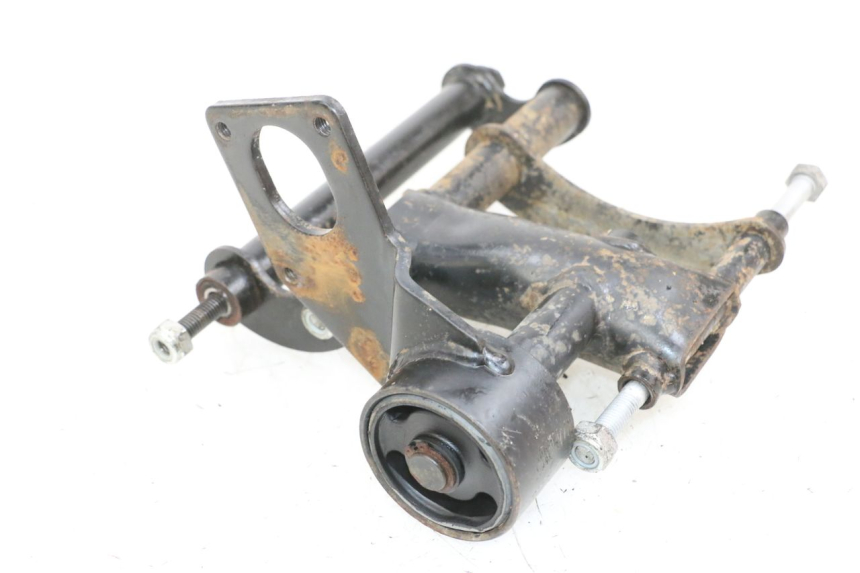 photo de SOPORTE DEL MOTOR PIAGGIO ZIP 4T 50 (2018 - 2020) - Primer plano técnico