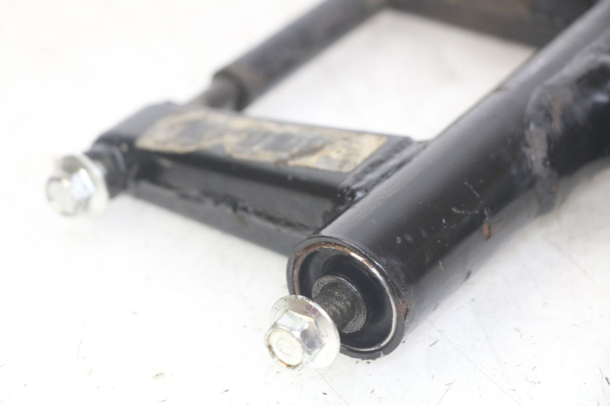 photo de SOPORTE DEL MOTOR UNIVERSAL BIKE ZN50QT-11B 50 (2018 - 2021) - Primer plano técnico