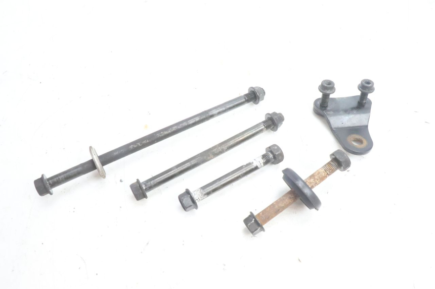 photo de SOPORTE MOTOR KAWASAKI ZZR 600 (1995 - 2004) - Vista principal