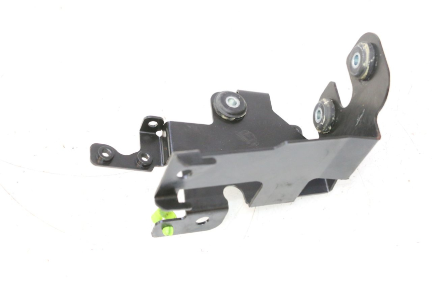 photo de SOPORTE BOMBA ABS PEUGEOT SATELIS 125 (2013 - 2018) - Zoom estado de uso
