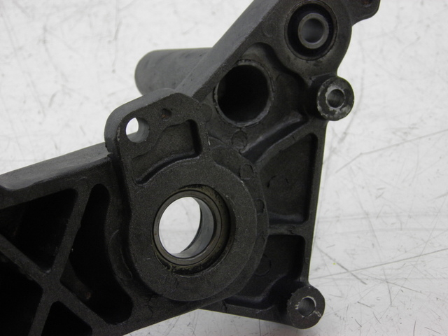 photo de MONTAJE TUBO ESCAPE KYMCO XCITING RI ABS 500 (2010) - Detalle de la pieza