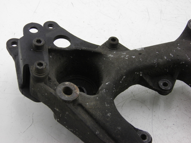 photo de MONTAJE TUBO ESCAPE PIAGGIO MP3 RL 125 (2006 - 2014) - Otra perspectiva