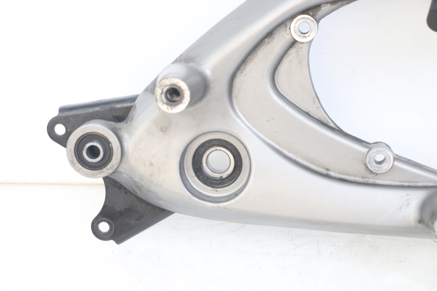 photo de SOPORTE DE ESCAPE QUADRO 3D S 350 (2013 - 2018) - Detalle de la pieza