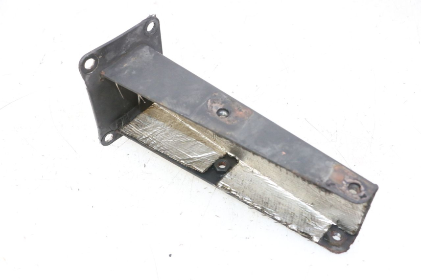 photo de MONTAJE TUBO ESCAPE QUADRO 4 4D 350 (2015 - 2018) - Zoom estado de uso