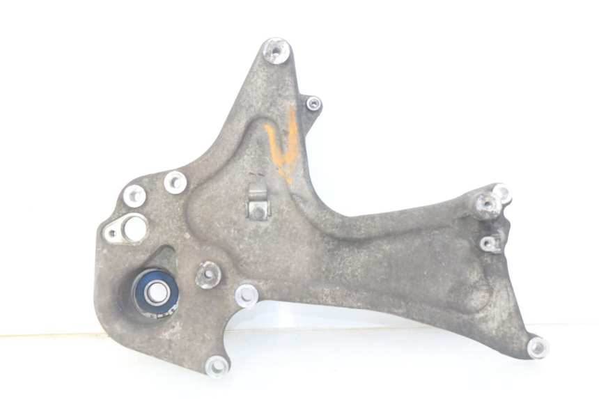 photo de SOPORTE DE ESCAPE PIAGGIO BEVERLY 125 (2010 - 2015) - Vista principal