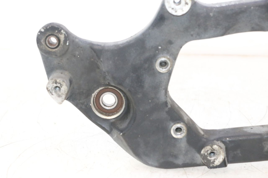 photo de SOPORTE DE ESCAPE SUZUKI BURGMAN 125 (2007 - 2014) - Vista general del producto