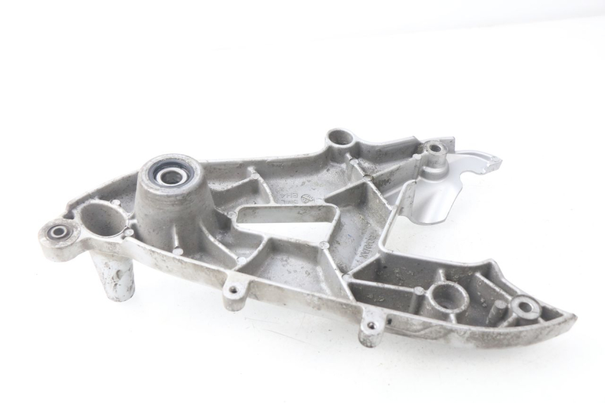 photo de MONTAJE TUBO ESCAPE YAMAHA CYGNUS X INJECTION 125 (2007 - 2013) - Zoom estado de uso