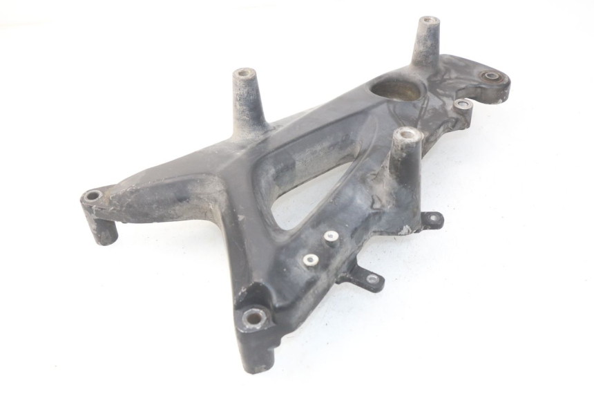 photo de SOPORTE DE ESCAPE KYMCO DINK STREET 125 (2009 - 2014) - Detalle de la pieza