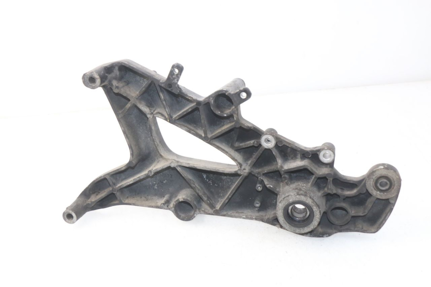 photo de SOPORTE DE ESCAPE KYMCO DINK STREET 125 (2009 - 2014) - Zoom estado de uso