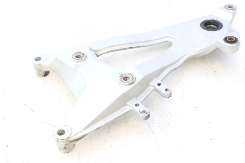 photo de MONTAJE TUBO ESCAPE CF MOTO E-CHARM 125 (2005 - 2008) - Estado de la superficie y material