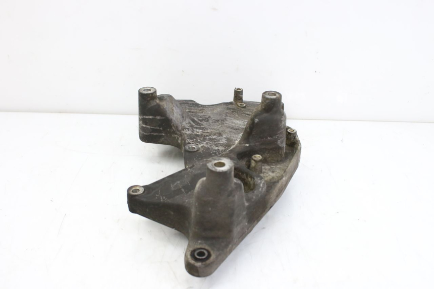 photo de SOPORTE DE ESCAPE HONDA FES S-WING SWING ABS 125 (2007 - 2015) - Zoom estado de uso