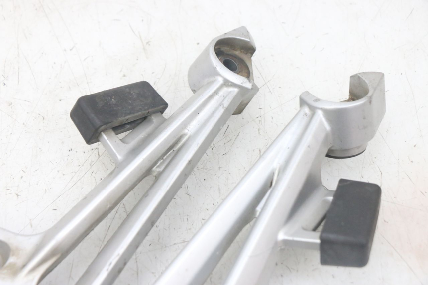 photo de MONTAJE TUBO ESCAPE YAMAHA FJR ABS 1300 (2006 - 2012) - Otra perspectiva