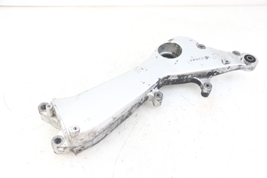 photo de MONTAJE TUBO ESCAPE HONDA FJS SILVERWING SILVER WING 600 (2001 - 2010) - Otra perspectiva