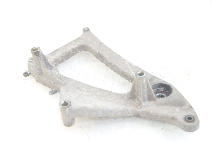 photo de MONTAJE TUBO ESCAPE PEUGEOT GEOPOLIS RS 125 (2007 - 2009) - Otra perspectiva