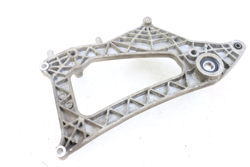 photo de MONTAJE TUBO ESCAPE PEUGEOT GEOPOLIS RS 125 (2007 - 2009) - Zoom estado de uso