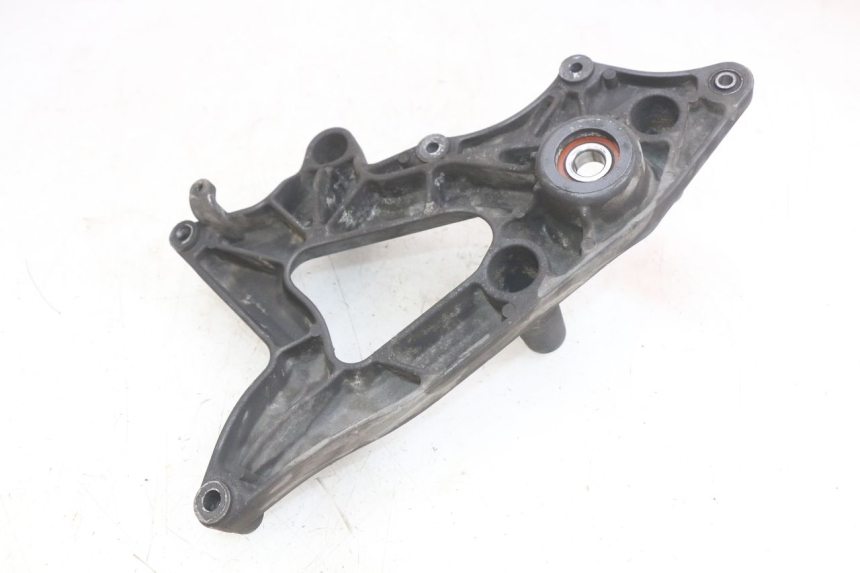 photo de SOPORTE DE ESCAPE SYM GTS EFI 125 (2012 - 2016) - Detalle de la pieza