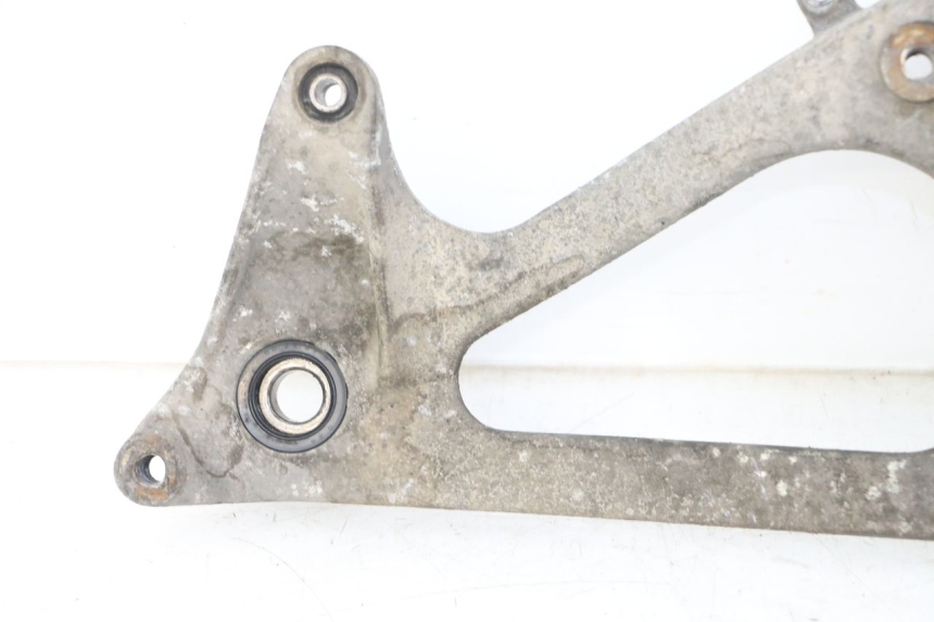 photo de SOPORTE DE ESCAPE HONDA PES PS I 125 (2006 - 2012) - Zoom estado de uso