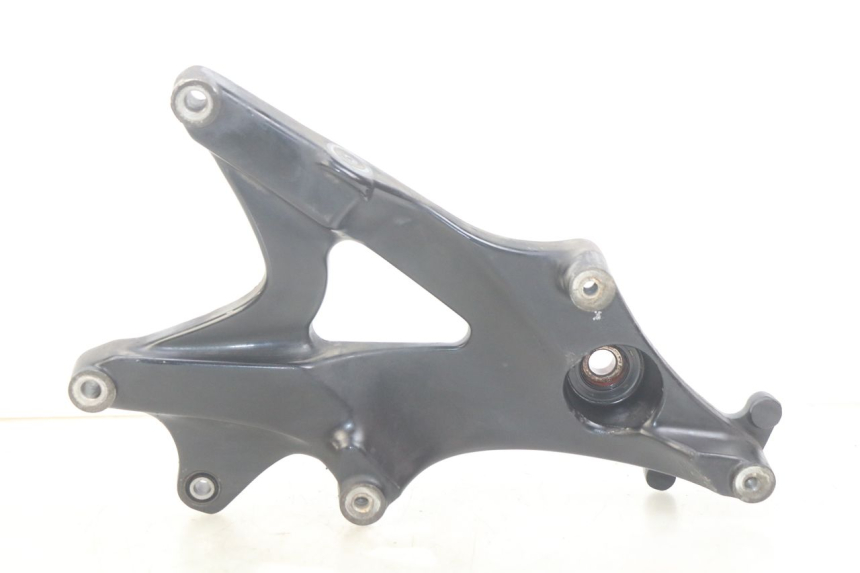 photo de SOPORTE DE ESCAPE YAMAHA HW XENTER 125 (2011 - 2017) - Vista principal