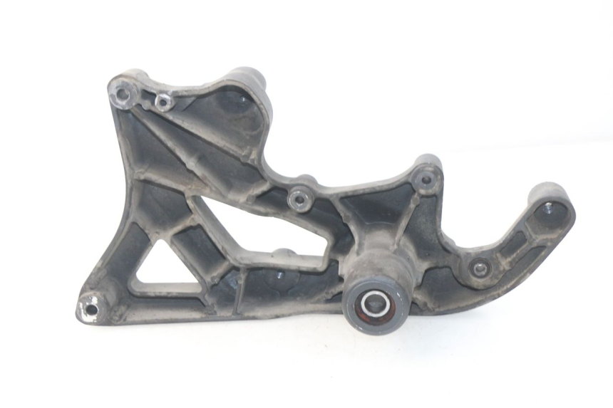 photo de MONTAJE TUBO ESCAPE SYM JOYMAX 250 (2013 - 2017) - Detalle de la pieza