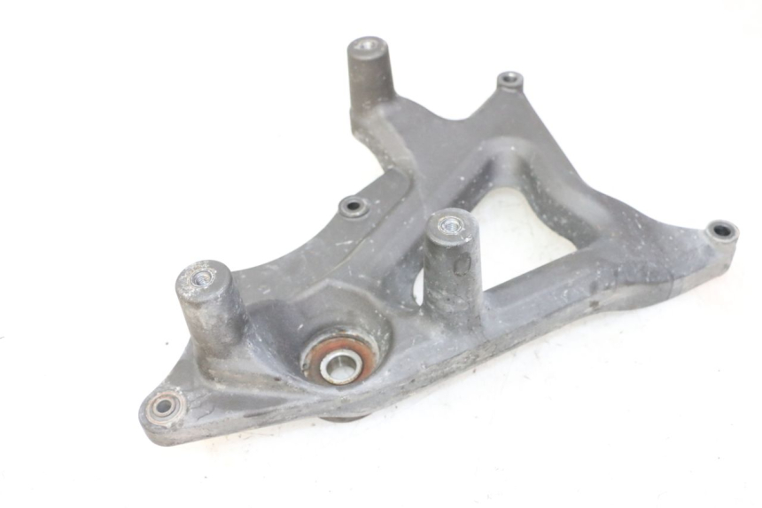 photo de MONTAJE TUBO ESCAPE SYM JOYMAX 125 (2010 - 2017) - Detalle de la pieza